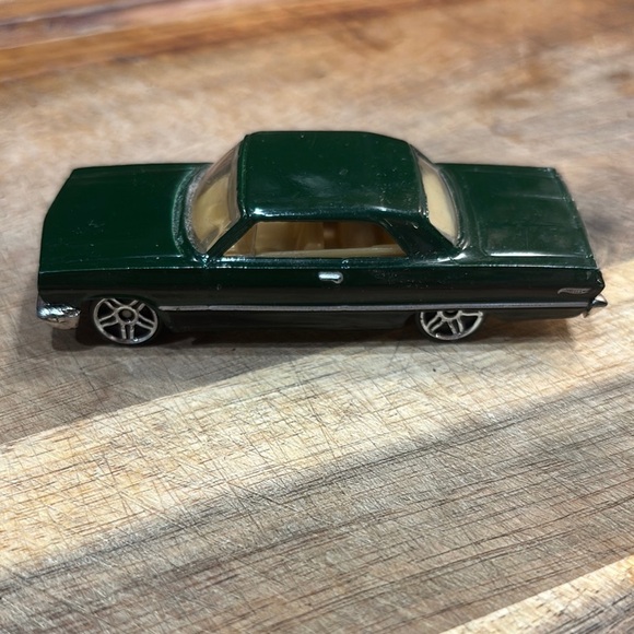 hot wheels Other - 2003 Chevy impala hot wheels